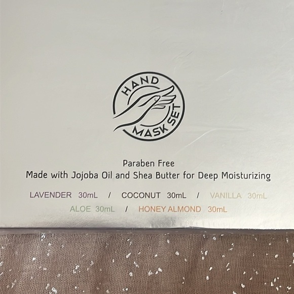 Brand New Hand & Foot Masks Jojoba Oil Moisturizing Hydrating Spa Shea Butter - Picture 8 of 16